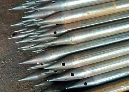 句容隧道钢花管现货